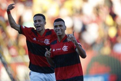 De novo! Flamengo goleia o São Paulo e conquista a Copa do Brasil Sub-17