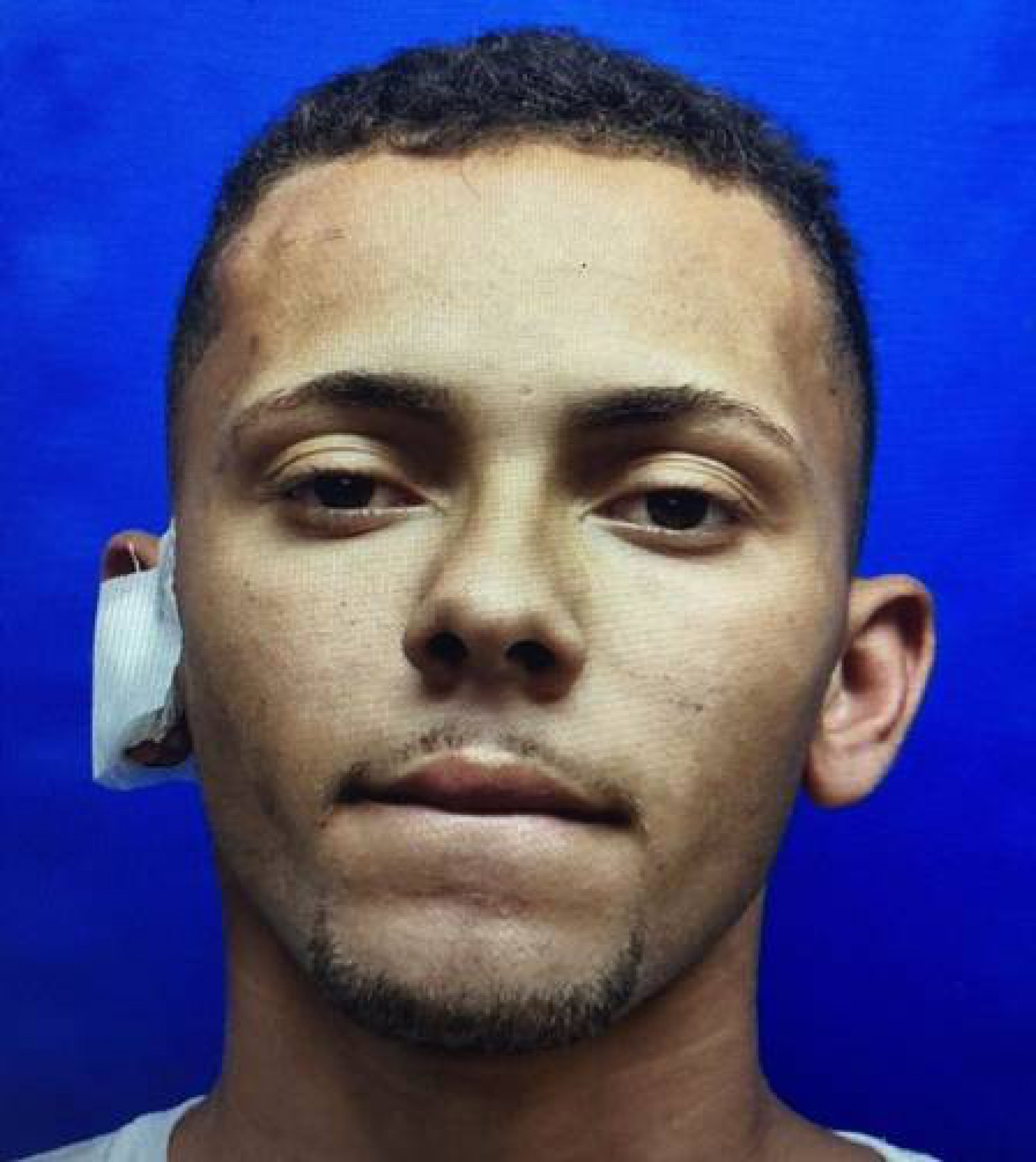 Antony André Faleiro de Souza foi preso em flagrante e vai responder por pelo menos dois crimes - Reprodução