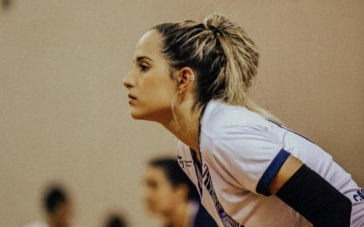 N&uacute;bia Rebello