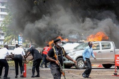 Duplo atentado deixa três mortos e mais de 30 feridos na capital de Uganda
