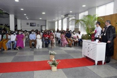 Magé realiza casamento comunitário para 50 casais da cidade