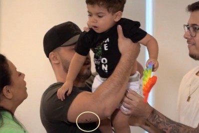 Murilo Huff faz tatuagem em homenagem a Marília Mendonça