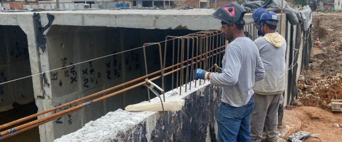 Obra do Canal Caboclo, em Caxias