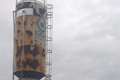 População reclama das condições de caixa d'água no Paraíso de Cima em Barra Mansa 