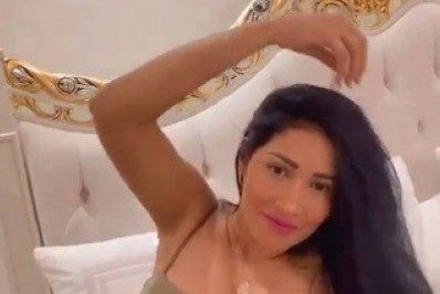 Simone entrega Simaria vasculhando seu closet: 'Ela fuçando minhas coisas'