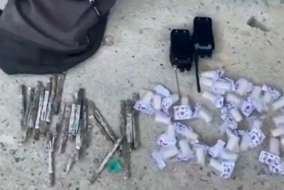 Dupla é presa após tentar fugir da PM em Mesquita