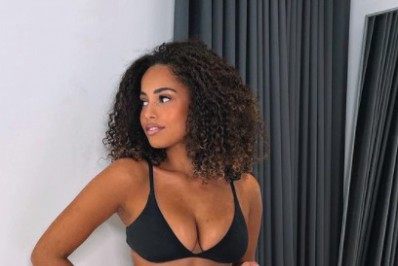 Influenciadora nega ser pivô de fim de relacionamento de jogador do Manchester City