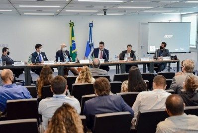 Alerj debate progressões de carreira e gratificações de servidores