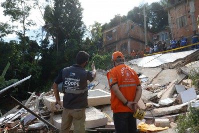 Moradores de imóvel que desabou no Salgueiro viviam há apenas quatro meses no Rio