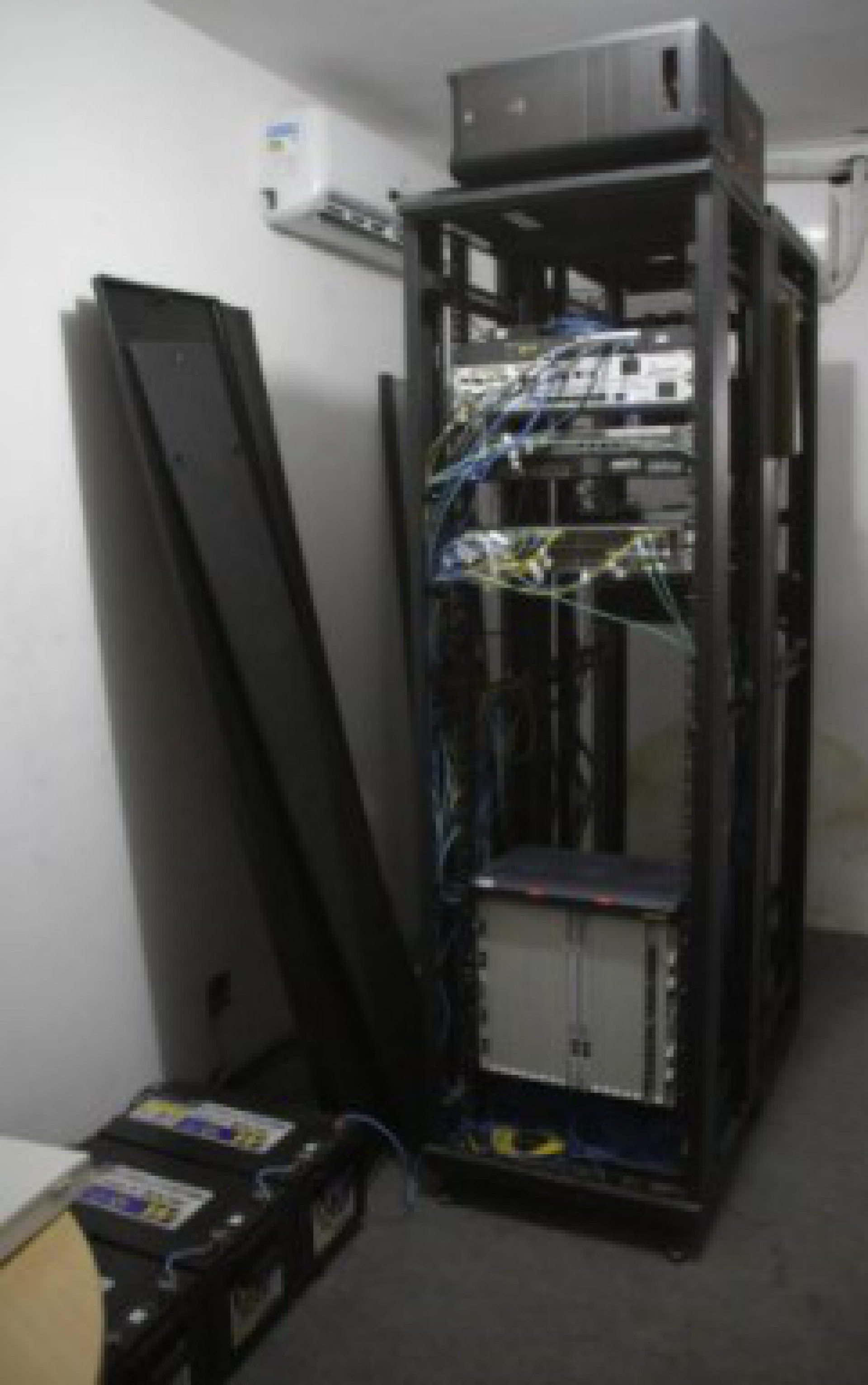 A operação, batizada de ‘Tráfico.com’, tem como objetivo cumprir nove mandados de busca e apreensão em endereços na Ilha do Governador, na Zona Norte do Rio.
 - Letycia Rocha (RC24h)