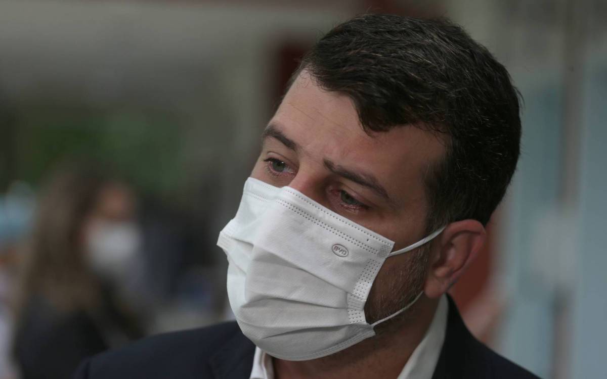 Rio,19/11/2021-GAVEA,Centro Municipal de Saude Pindaro de Carvalho Rodrigues,dose de reforco contra Covid-19, em pessoas com menos de 60 anos, na foto:Daniel Soranz .Foto: Cleber Mendes/Ag&ecirc;ncia O Dia