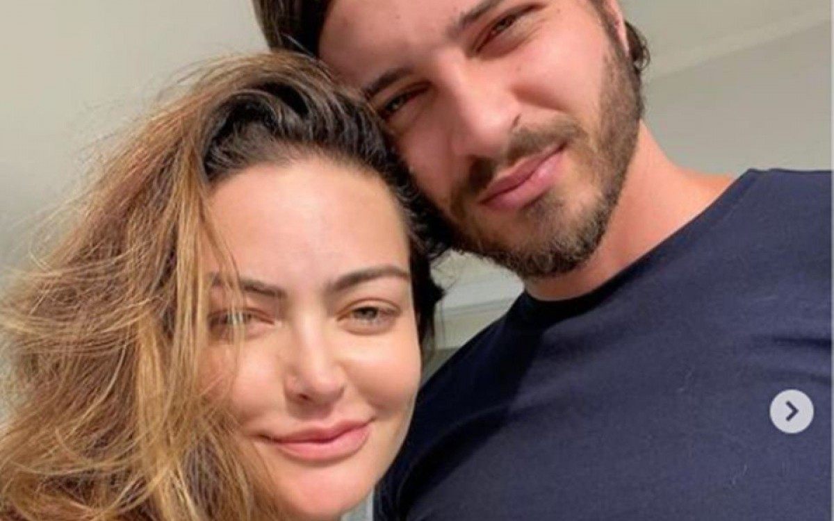 DJ torna p&uacute;blico novo relacionamento amoroso