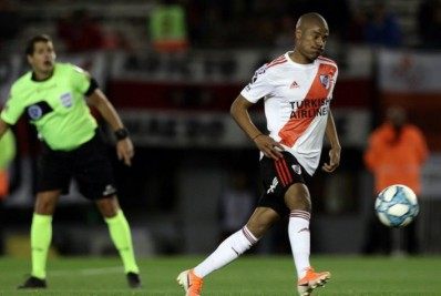 Especulado no Flamengo, meia do River Plate corre risco de encerrar carreira prematuramente