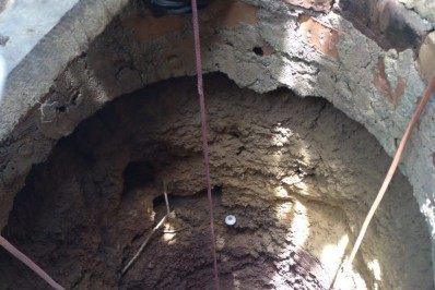 MT: mãe pula em poço para salvar a filha de dois anos