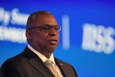 EUA diz continuar pronto para mobilização militar no Oriente Médio