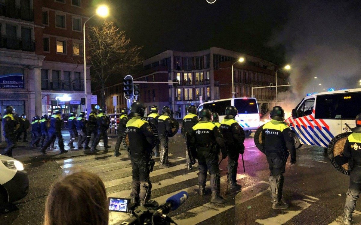 Protestos na Holanda têm ao menos 30 detidos - AFP