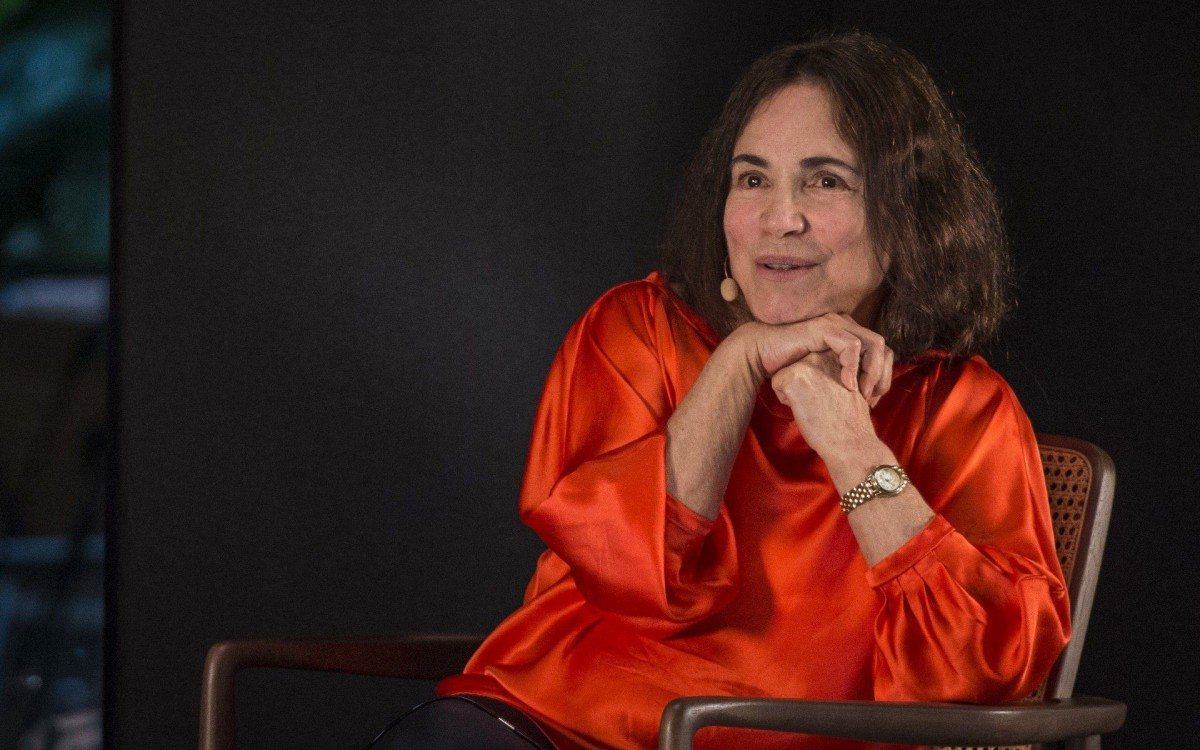 Globo/Jo&atilde;o Cotta
    photoshop:ColorMode: 3
    photoshop:DateCreated: 2016-02-29
    photoshop:ICCProfile: Adobe RGB (1998)
    signature: 670fcd4f0e0deeba0ff8657b0865785d650e4d497add6c1e07621b14baa3f097
    stRef:documentID: A720CCD90143AEA78648C4AF2D42166B
    stRef:originalDocumentID: A720CCD90143AEA78648C4AF2D42166B
    tiff:Make: NIKON CORPORATION
    tiff:Model: NIKON D4S
    tiff:Orientation: 1
    tiff:ResolutionUnit: 2
    tiff:XResolution: 30000000/100000
    tiff:YResolution: 30000000/100000
    unknown: 2
    xmp:CreateDate: 2016-02-29T13:01:07.91
    xmp:CreatorTool: FotoWare fotostation
    xmp:MetadataDate: 2016-02-29T19:12:18-03:00
    xmp:ModifyDate: 2016-02-29T19:12:18-03:00
    xmpMM:DocumentID: xmp.did:1e1f981d-05c2-f043-86c6-29229971d0c9
    xmpMM:InstanceID: xmp.iid:1e1f981d-05c2-f043-86c6-29229971d0c9
    xmpMM:OriginalDocumentID: A720CCD90143AEA78648C4AF2D42166B
  Profiles:
    Profile-8bim: 13846 bytes
    Profile-exif: 10750 bytes
    Profile-icc: 560 bytes
    Profile-iptc: 4000 bytes