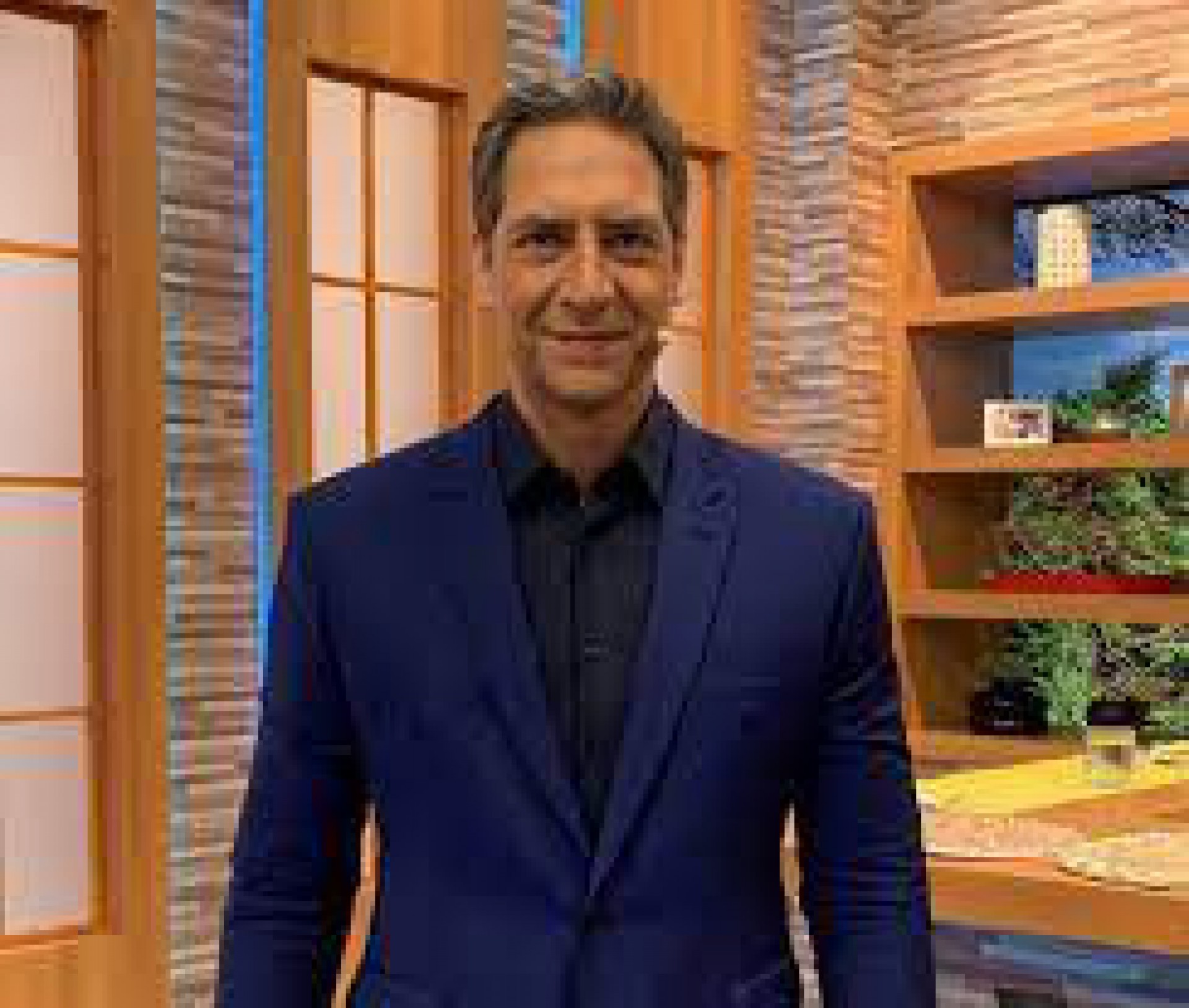 Apresentadores concorriam ao 