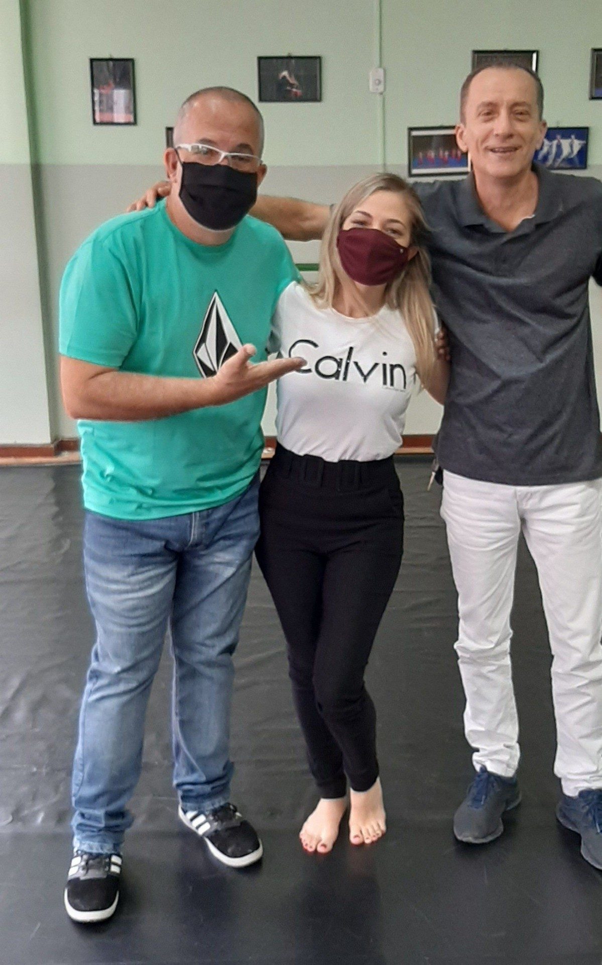 Saulo Tinoco, Juliana e &Iacute;caro na audi&ccedil;&atilde;o da Inocentes de Belford Roxo