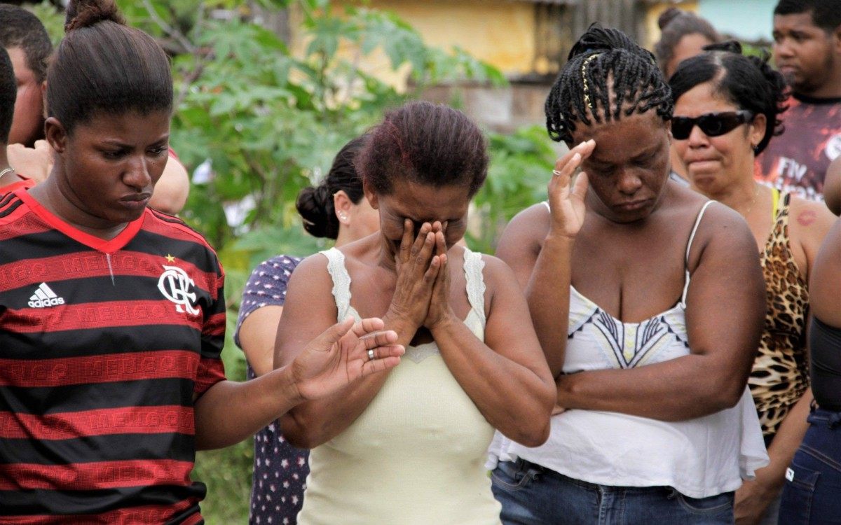 Chacina no Complexo do Salgueiro em S&atilde;o Gon&ccedil;alo, nesta segunda feira (22).