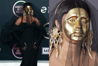 O que rolou aqui? Cardi B surge com máscara bizarra em premiação nos EUA