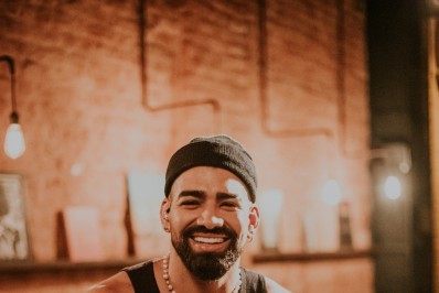 Dilsinho lança última parte do álbum 'Garrafas e Bocas'