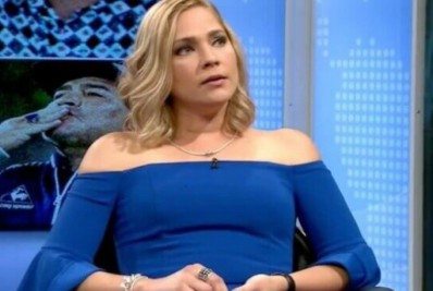 Mulher afirma ter sido estuprada e agredida por Maradona com sua mãe em casa: 'Não me deixou gritar'