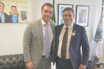 Secretário de Ciência e Tecnologia é recebido pelo senador Flávio Bolsonaro 