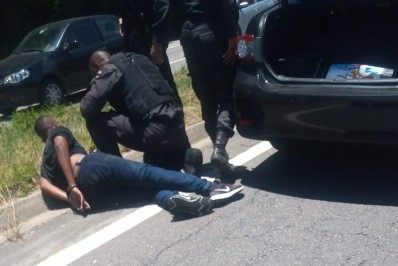 Polícia Militar prende ladrão após assaltar casa em Itaipuaçu