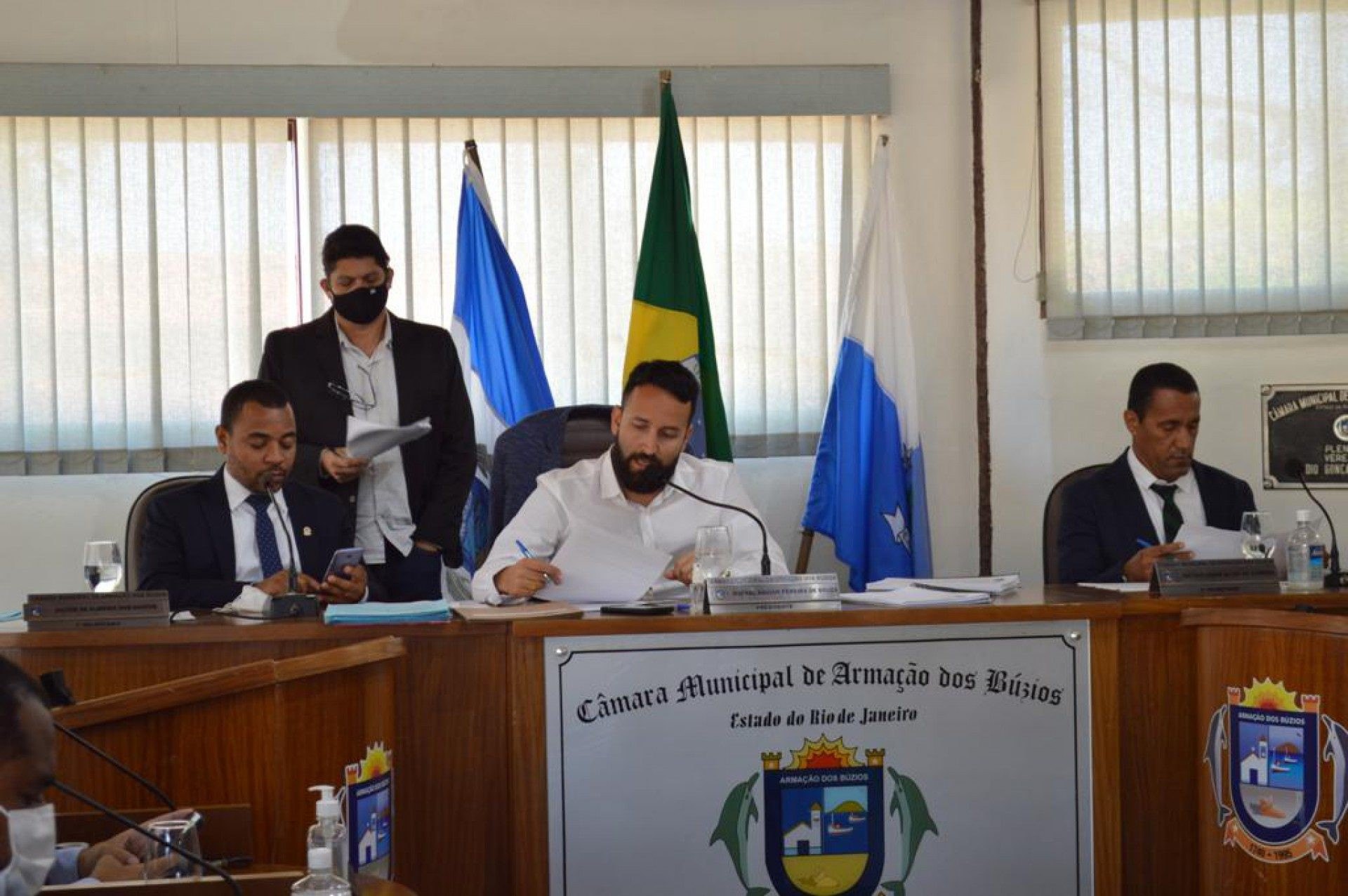 Vereador rafael Aguiar, presidente da C&acirc;mara buziana se disse honrado por estar conduzindo todo processo hist&oacute;rico  - SECOM