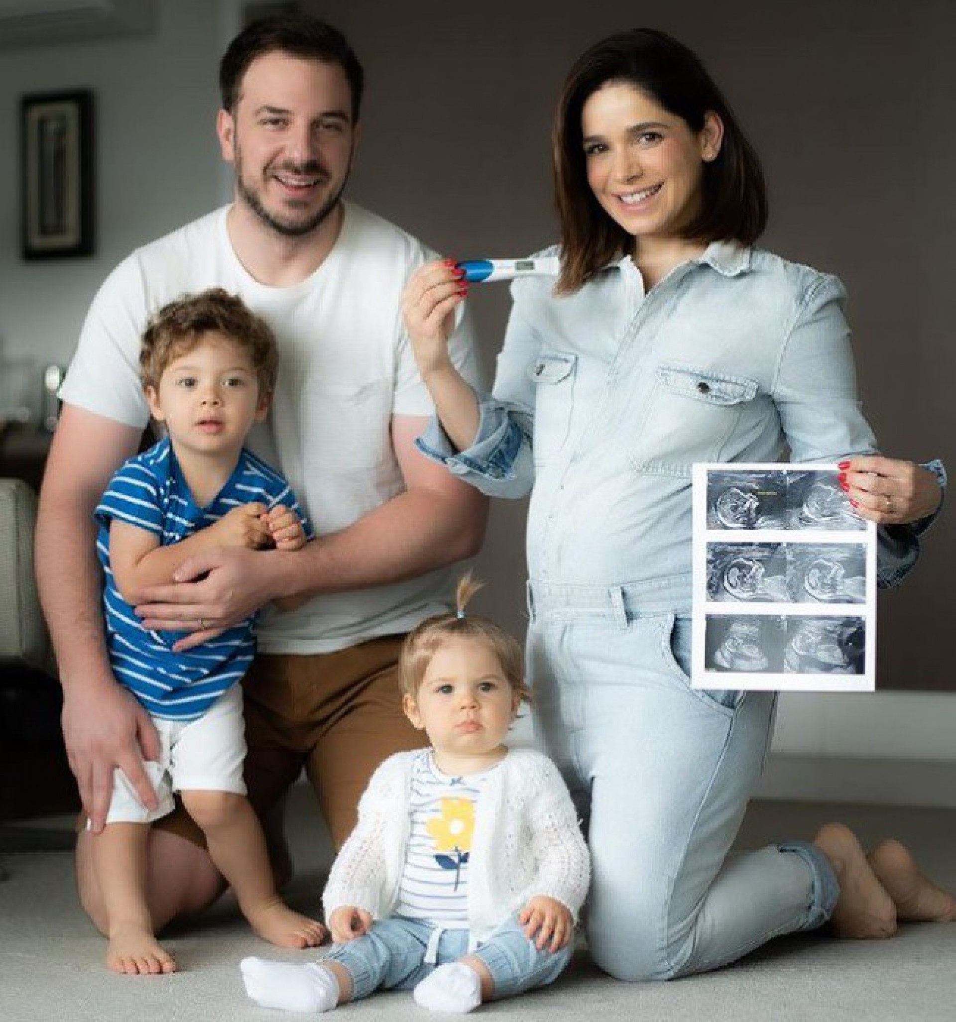 Sabrina Petraglia e a fam&iacute;lia - Reprodu&ccedil;&atilde;o/Instagram