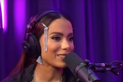Anitta está de olho em novinho dos Estados Unidos: 'Gostoso'