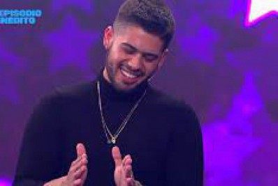 Em entrevista ao 'Lady Night', Zé Felipe revela tamanho de seu pênis