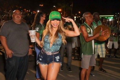 Lexa vai puxar o 'Bloco Sai, Hétero!' na quadra da Unidos Tijuca