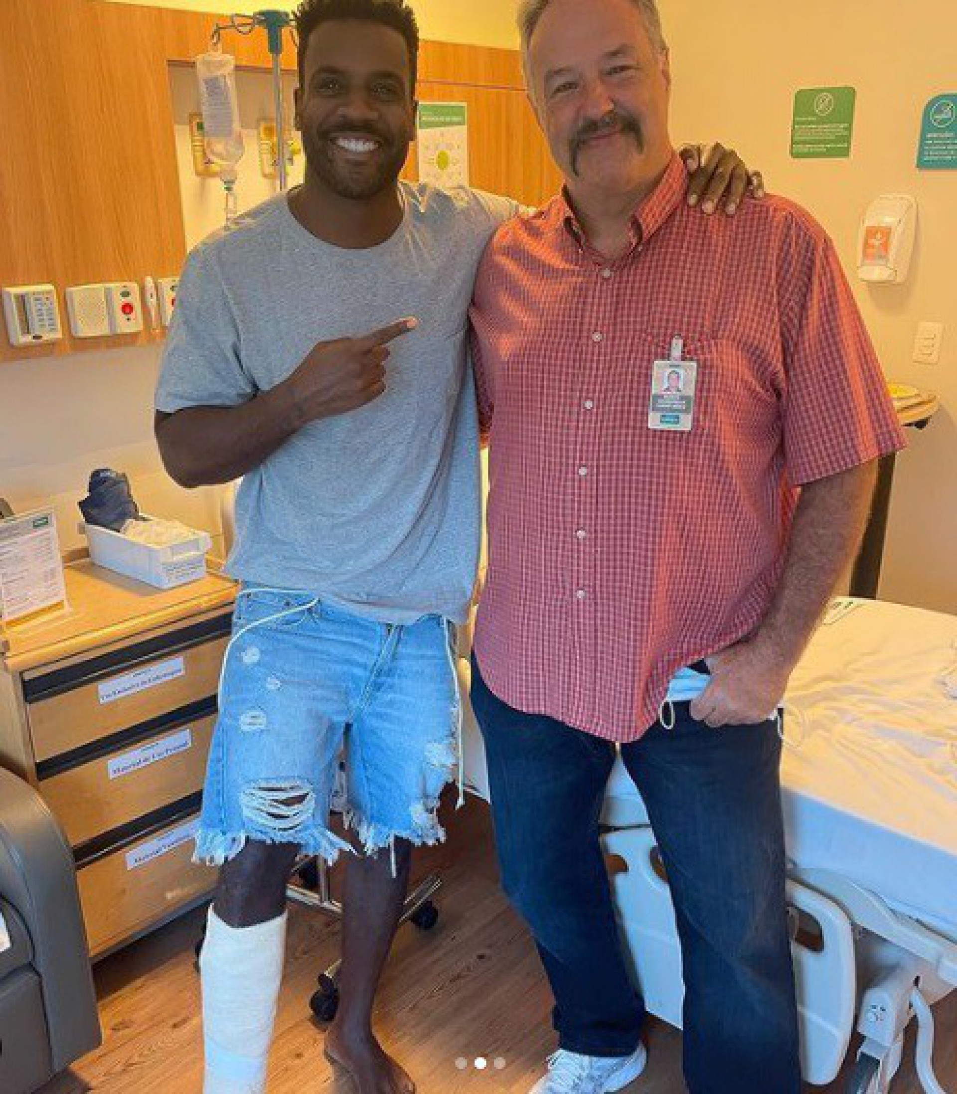 Ator revelou para os fãs que passou por uma cirurgia no tendão de Aquiles - Reprodução/Instagram