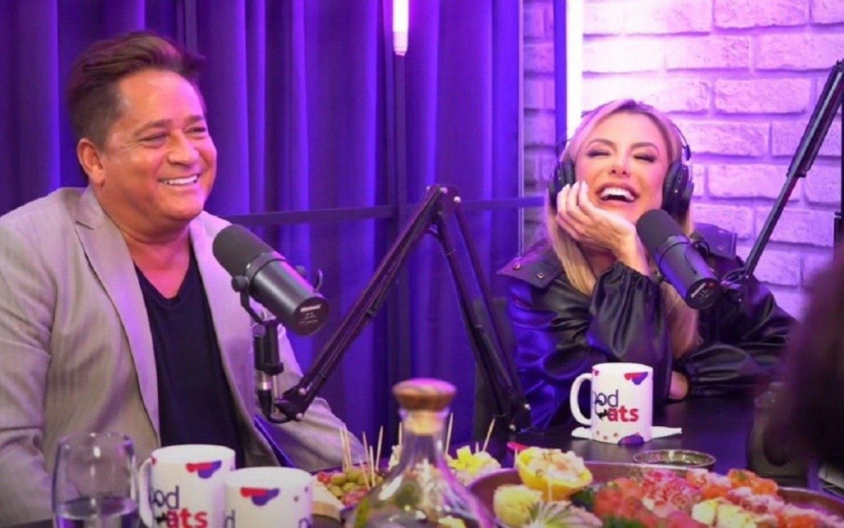 Leonardo e Poliana Rocha participaram do 'Podcats'