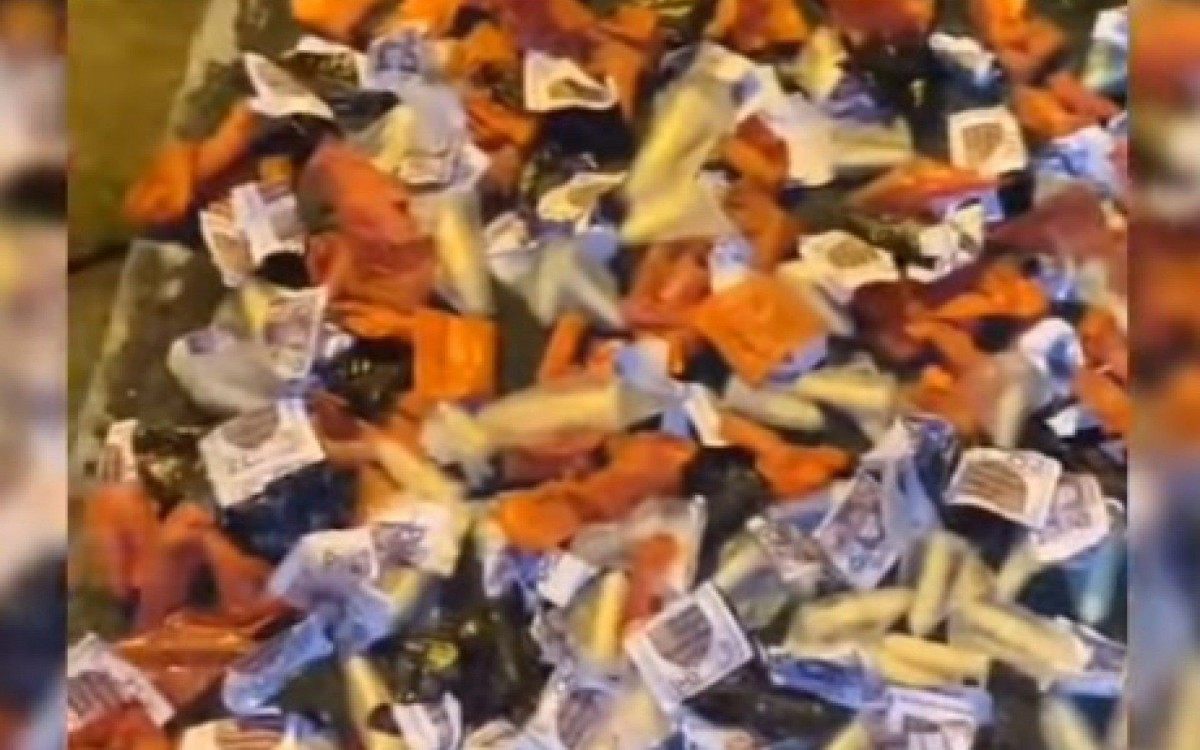 O material apreendido foi levado para a 54ª DP