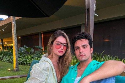 Apaixonado! Luan Santana compartilha fotos românticas com a namorada