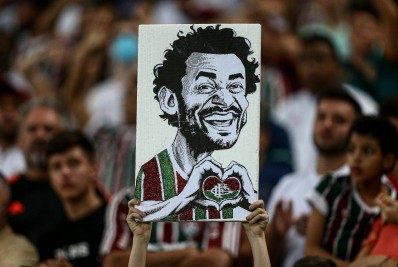 Ovacionado contra o Internacional, Fred pode ter contrato renovado pelo Fluminense