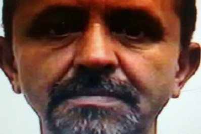 Motorista que atropelou, arrastou e matou ciclista em Cabo Frio é preso em Portugal