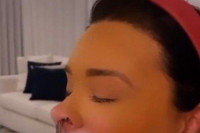 Juju Salimeni revela colocação de piercing: 'Libertador'