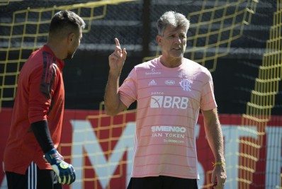 Renato Gaúcho não confirma time titular do Flamengo com 100% das condições na final da Libertadores