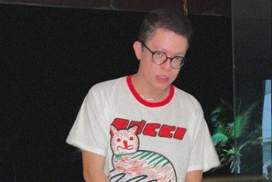 DJ Ivis publica vídeo sendo tietado por fãs e internautas reagem