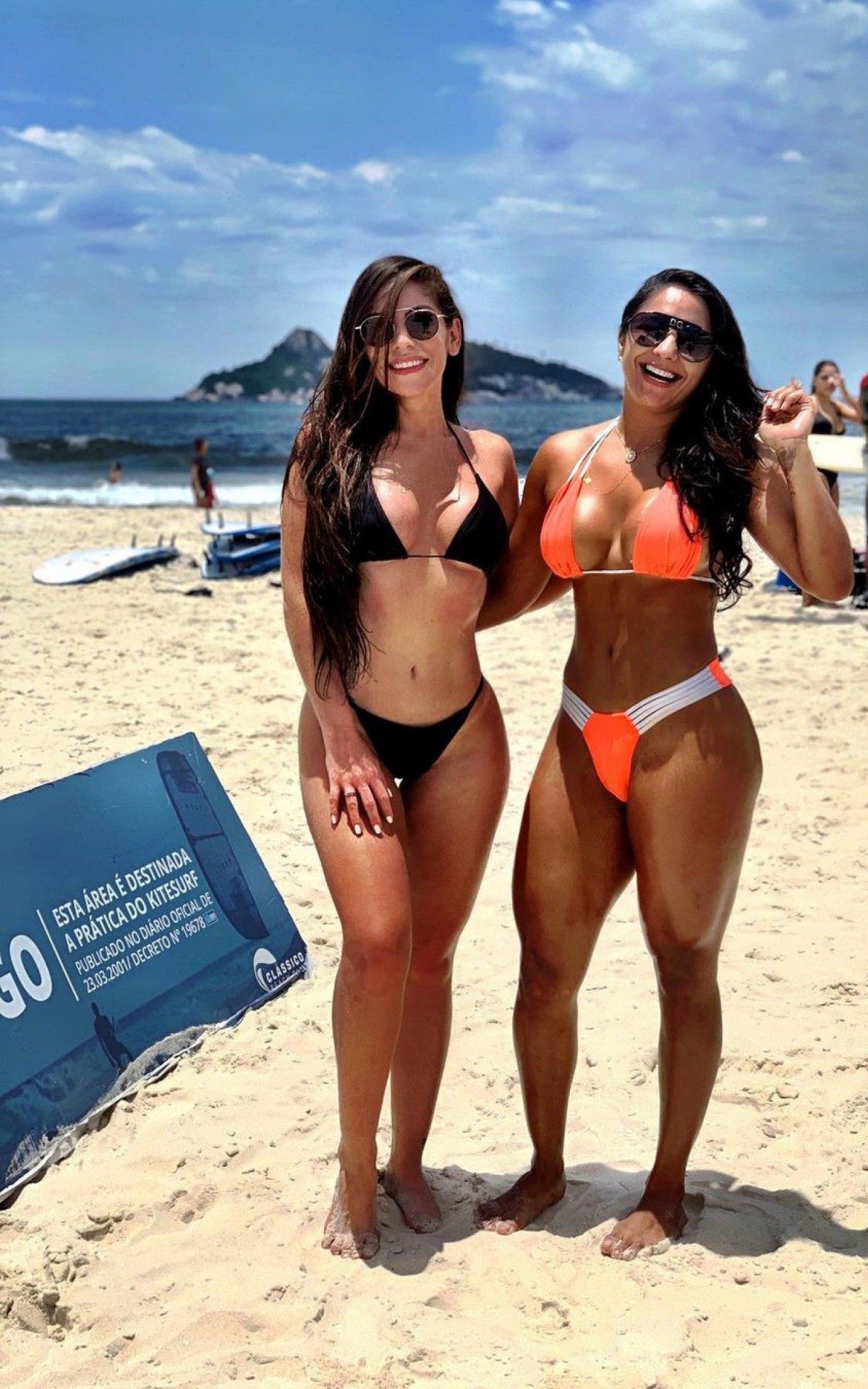 Ex-BBB Anamara e Laislla Catiuscia
