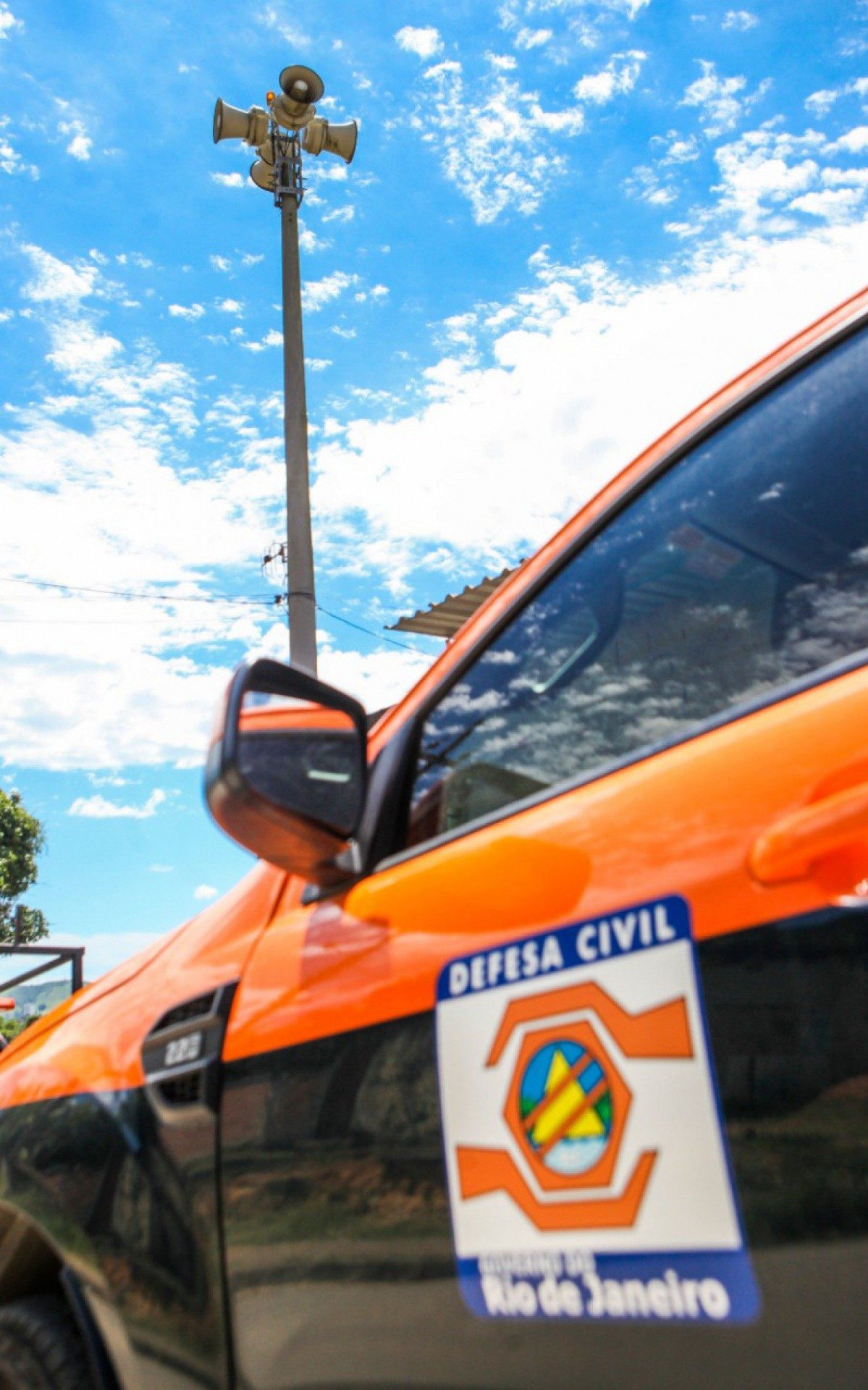 Órgãos estaduais e municipais, agentes e voluntários participaram da atividade de prevenção de acidentes e exercícios de desocupação em comunidades