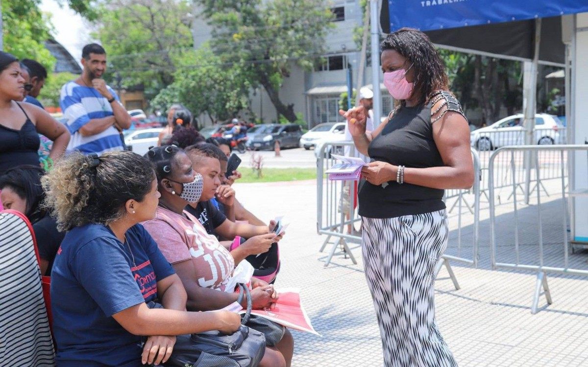 As participantes receberam orienta&ccedil;&otilde;es sobre a import&acirc;ncia de n&atilde;o se calarem 