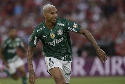 Carrasco, Deyverson sonha jogar pelo Vasco e fez os gols da última vitória do Palmeiras sobre o Flamengo