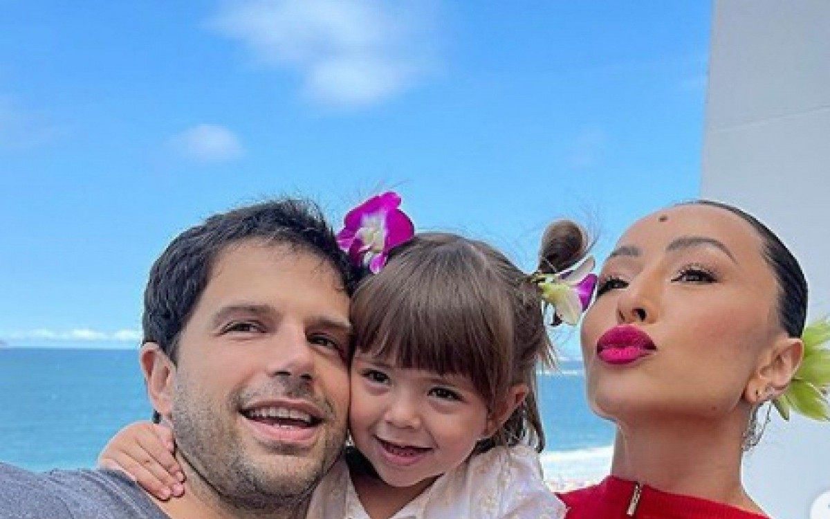 Duda Nagle, Zoe e Sabrina Sato