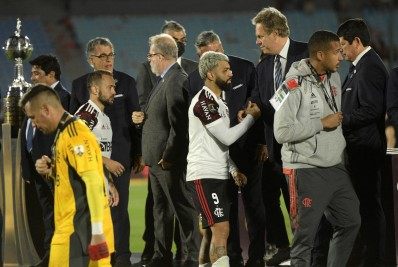 Elas tinham avisado! Videntes acertam previsões sobre derrota do Flamengo na final da Libertadores