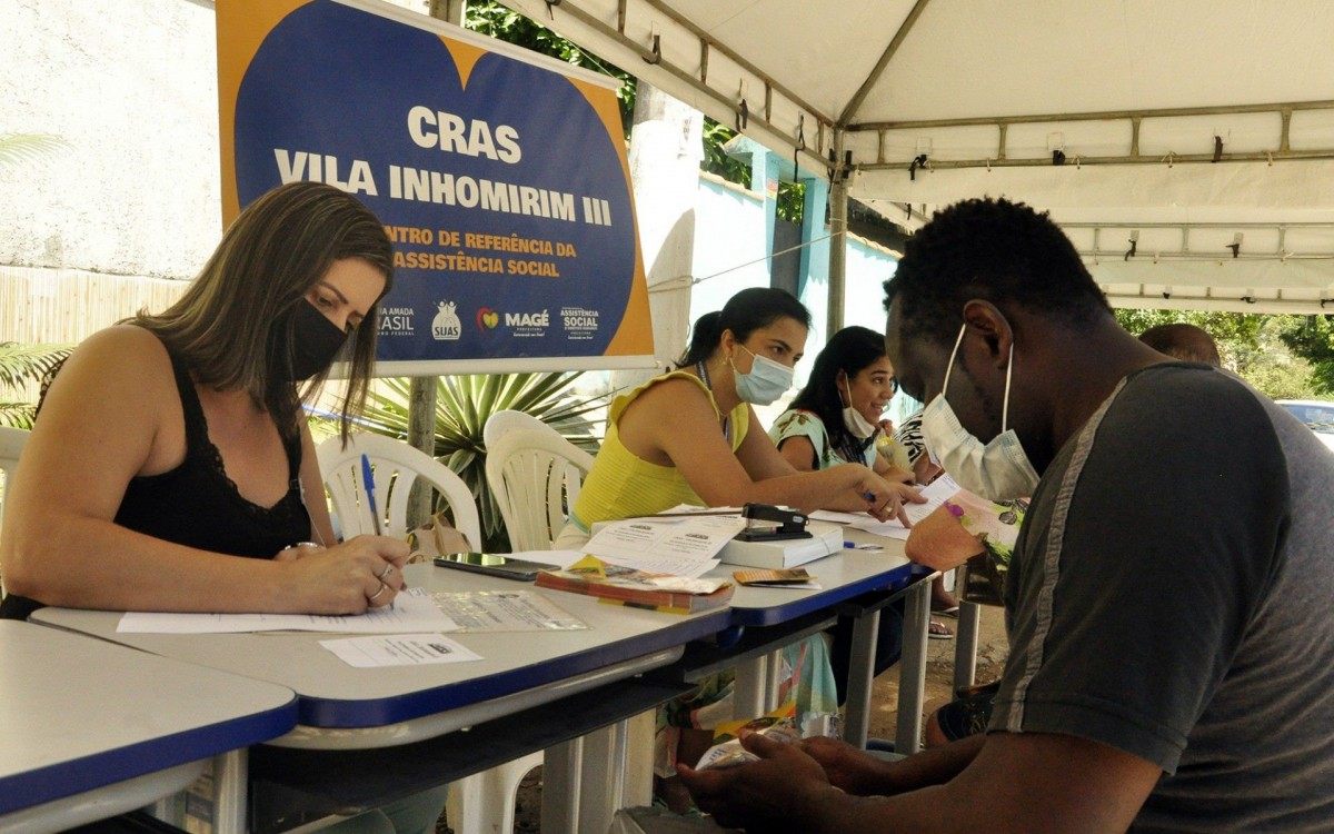 Também foram oferecidos serviços de documentação em parceria com a Secretaria de Assistência Social.
